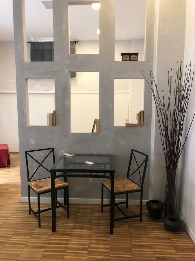 Isola Apartment *