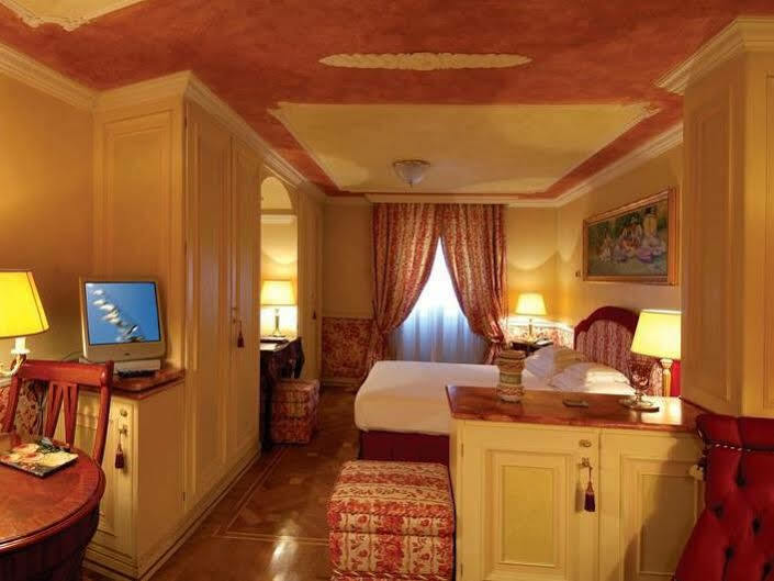 Petit Palais De Charme 4* Milão
