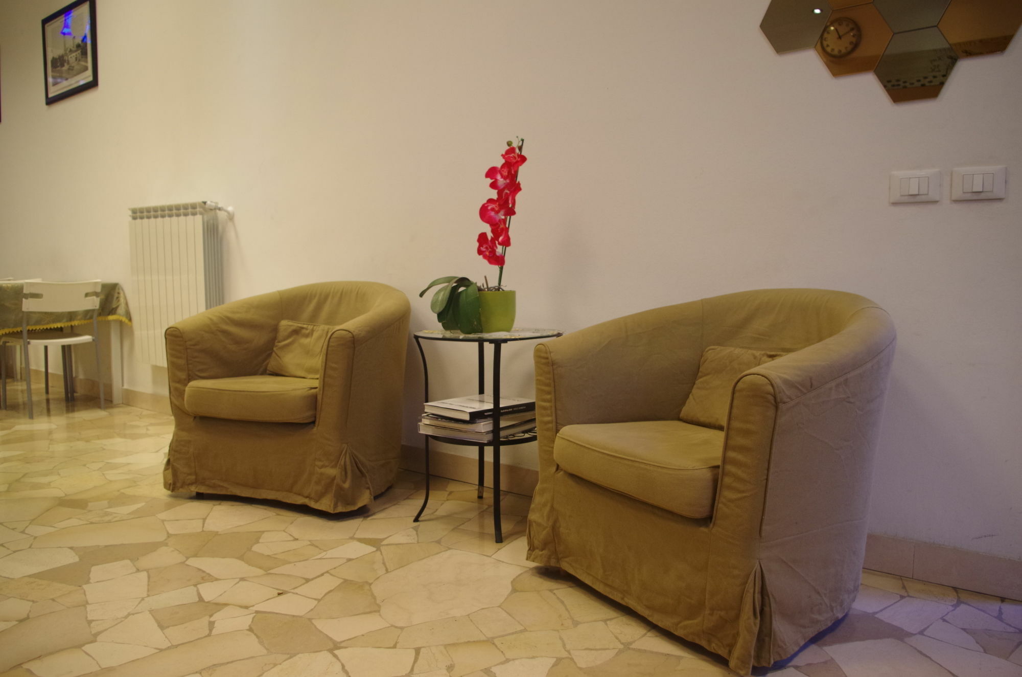 Euro Bed & Breakfast 2*