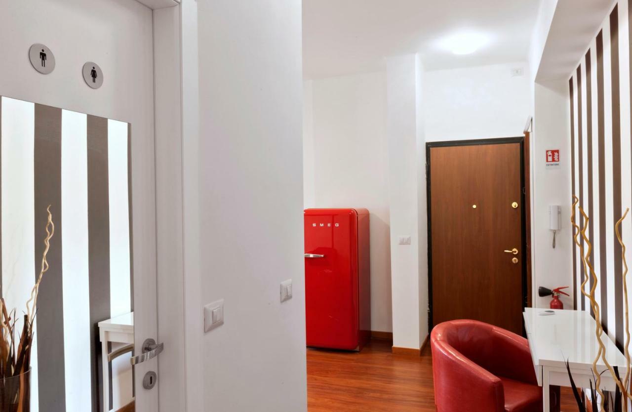 Bright House In Apartment Milan