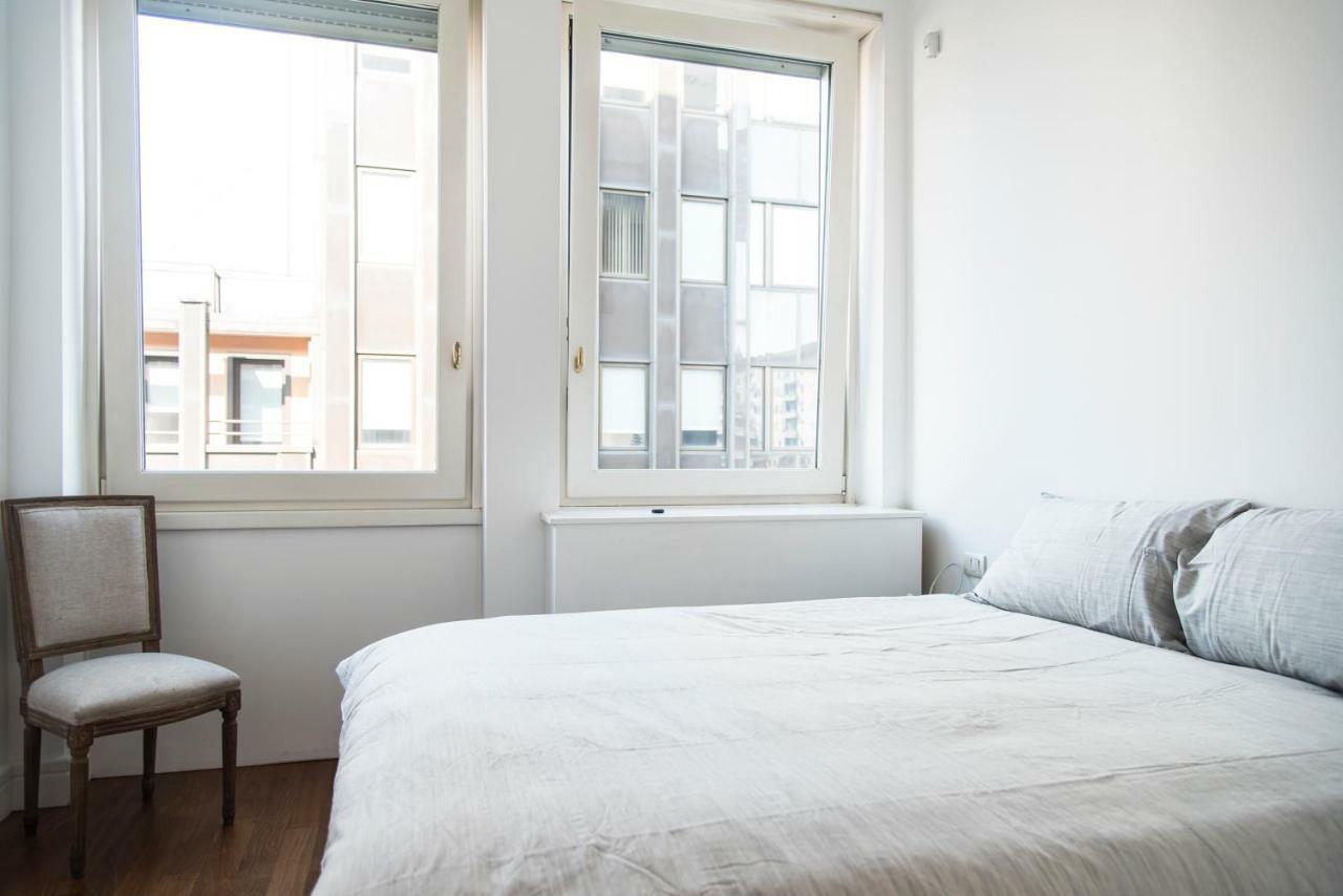 Apartment Youhosty - Pisani Small 13 Milan