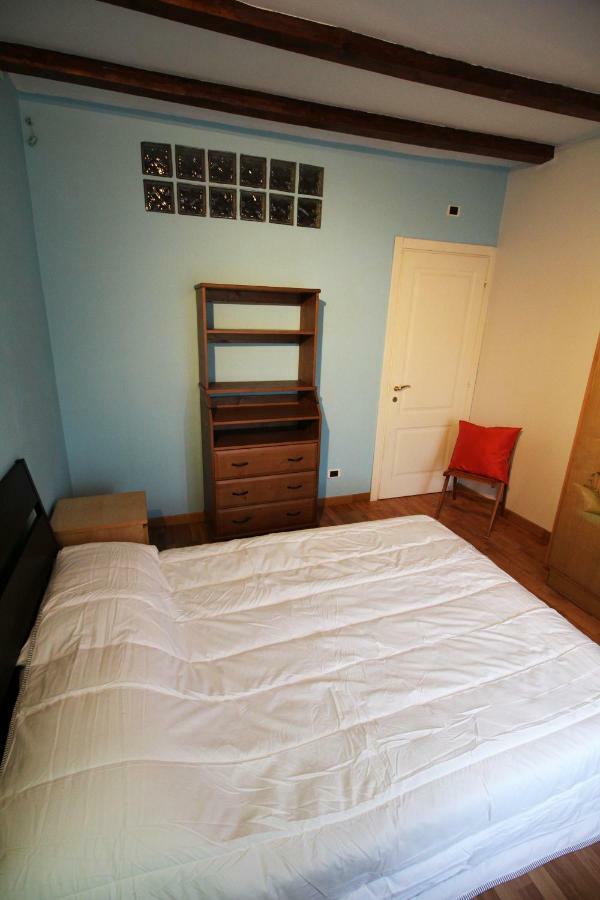 4 Via Pontida Apartment Milan
