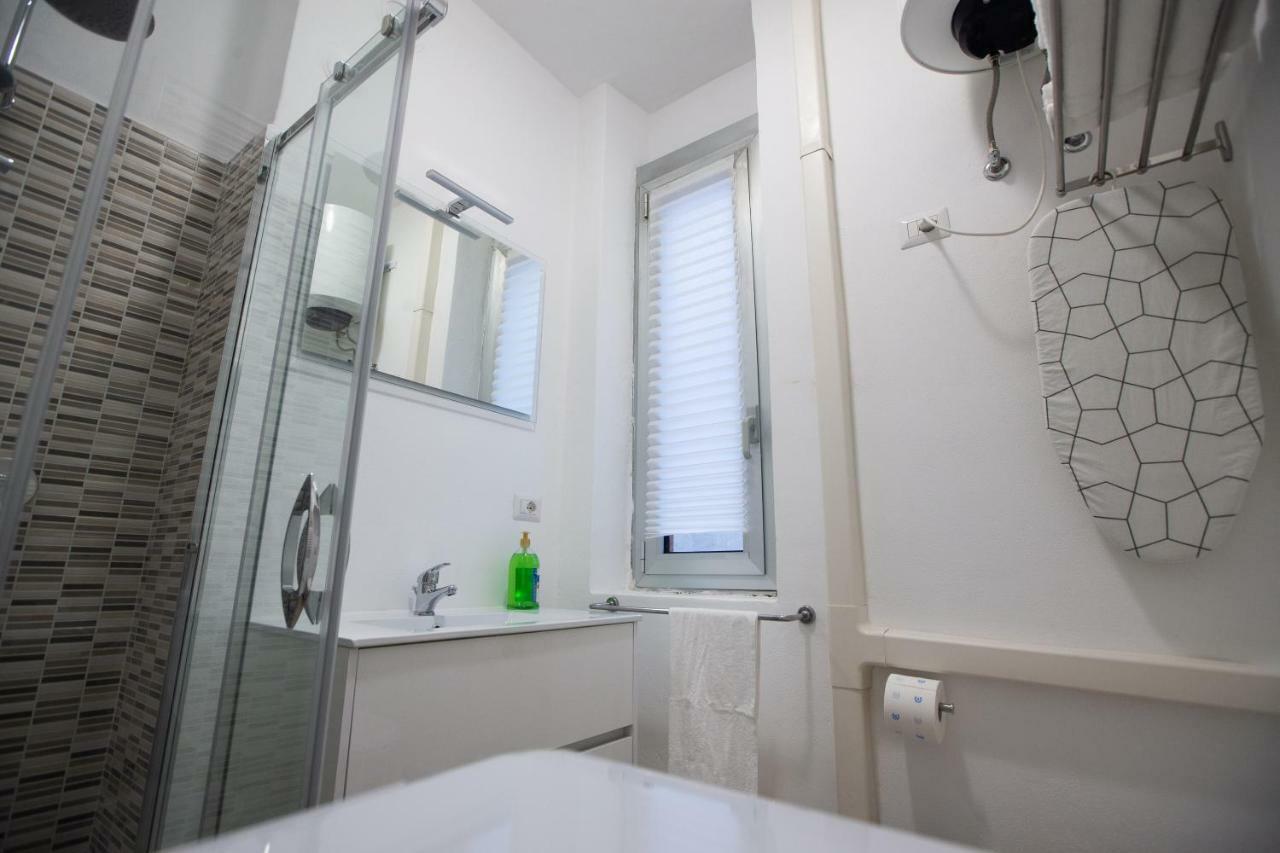 Apartment Via Treviso 6 Milan