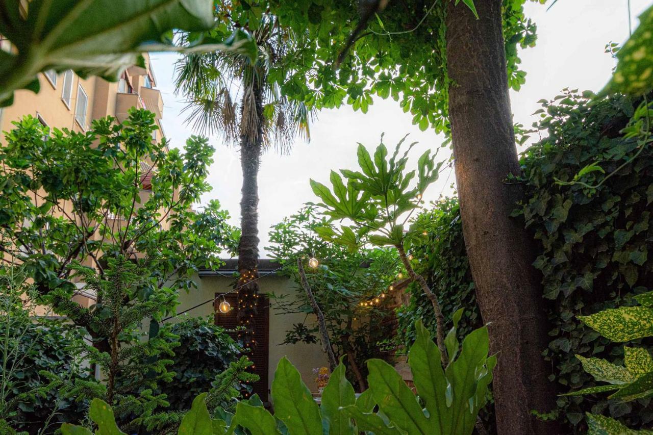 Secret Garden In The Heart Of Isola * Milano