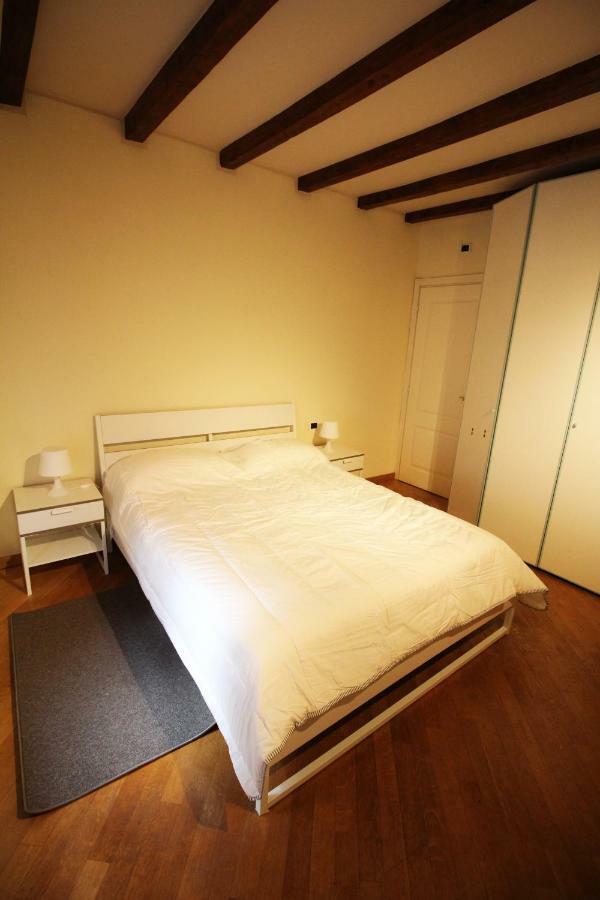 4 Via Pontida Apartment Milan