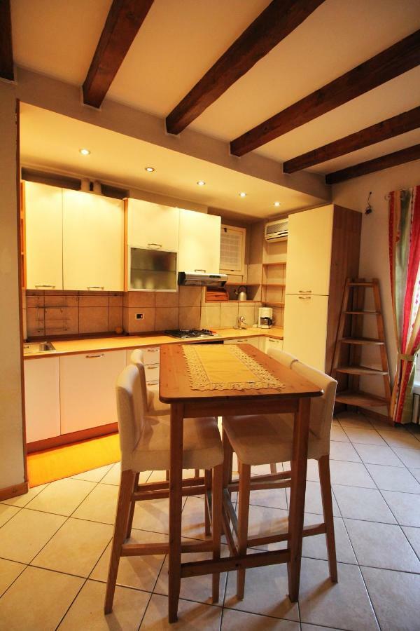4 Via Pontida Apartment