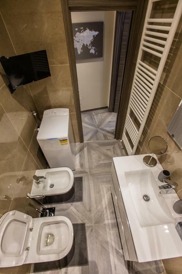 Apartment Castle Near Duomo Milan