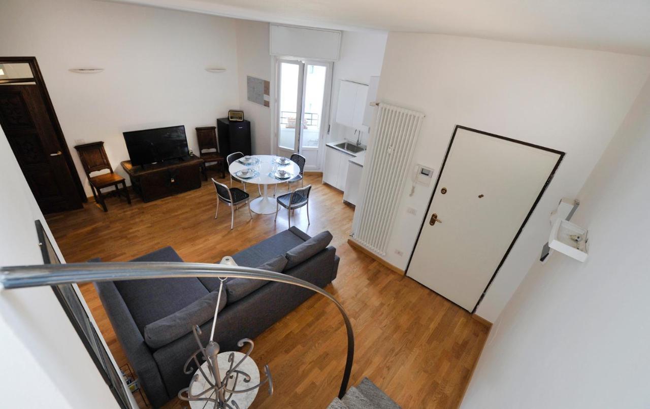 Appartamento San Lorenzo Building Milano
