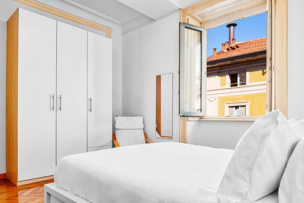 Exclusive 3 Bedrooms In Brera Apartment *