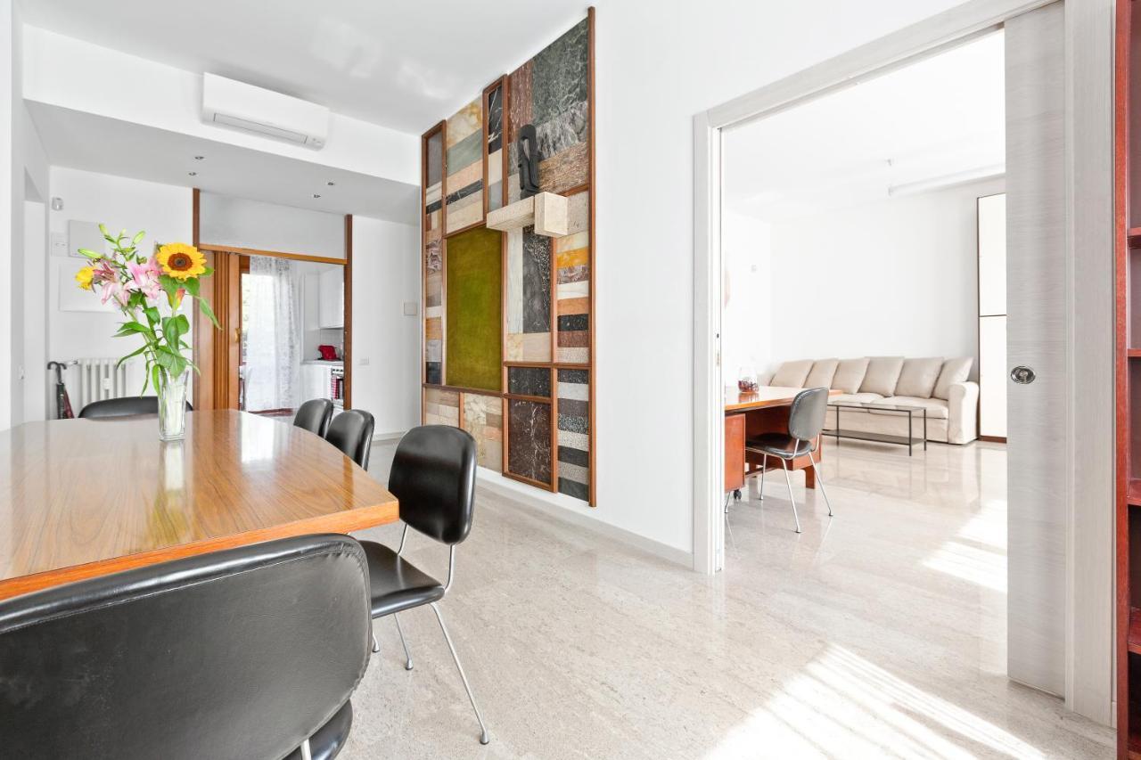 Istria & Zara Flat With Private Parking Apartment Milan