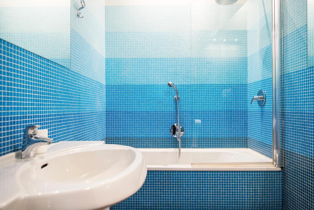 Apartment Youhosty - Pisani Small 13 Milan
