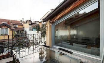 Casa Milano- Apartments And Rooms *