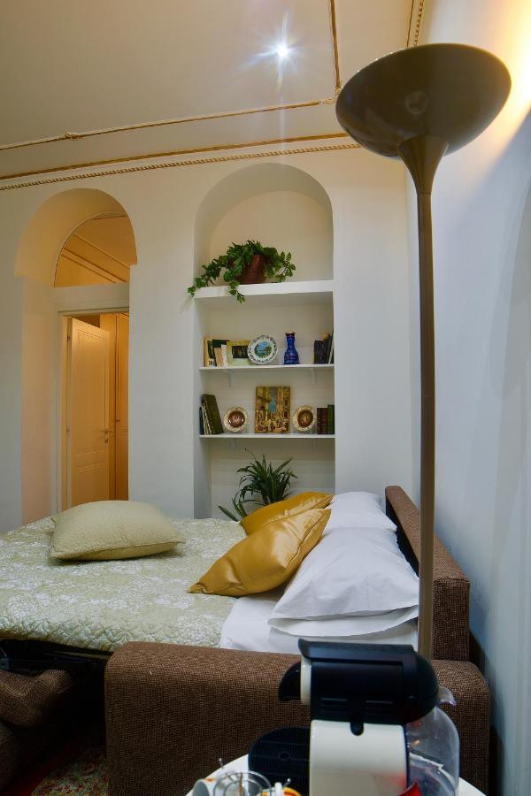 Apartment Splendido Trilocale Zona Isola Milan