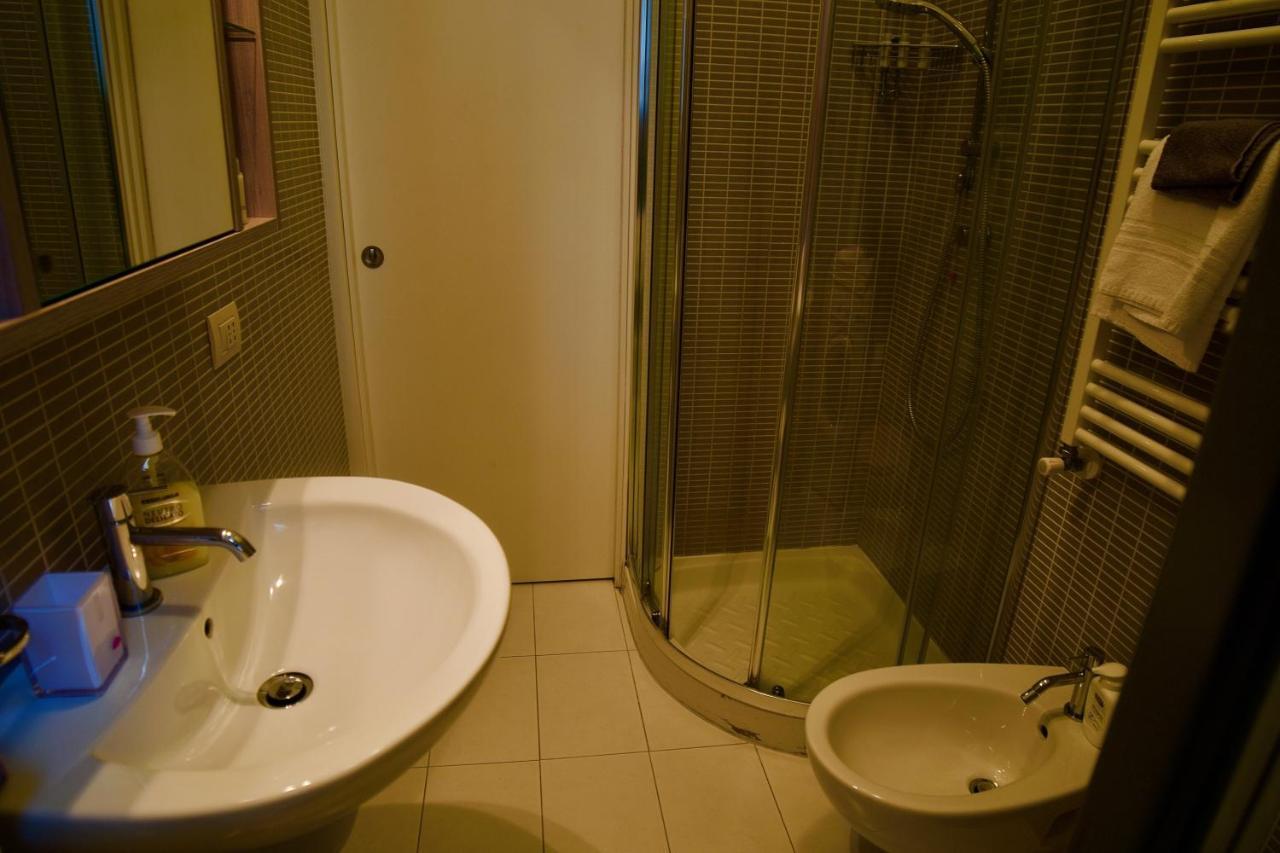 Splendido Trilocale Zona Isola Apartment