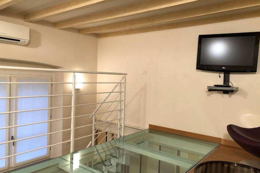 Apartment La Casina In Burlamacchi