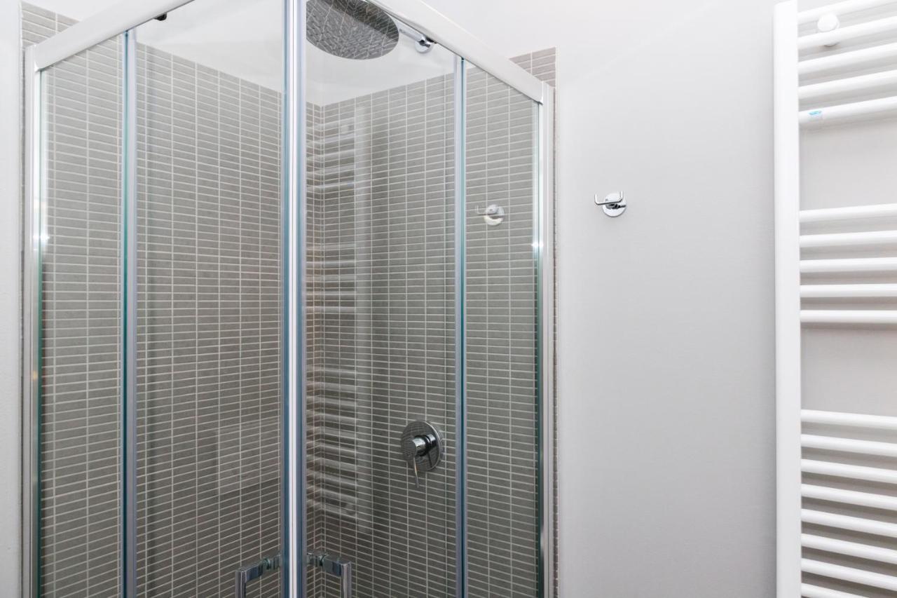 Apartamento Hemeras Boutique Homes - 2 Luxury In The City Center Milão