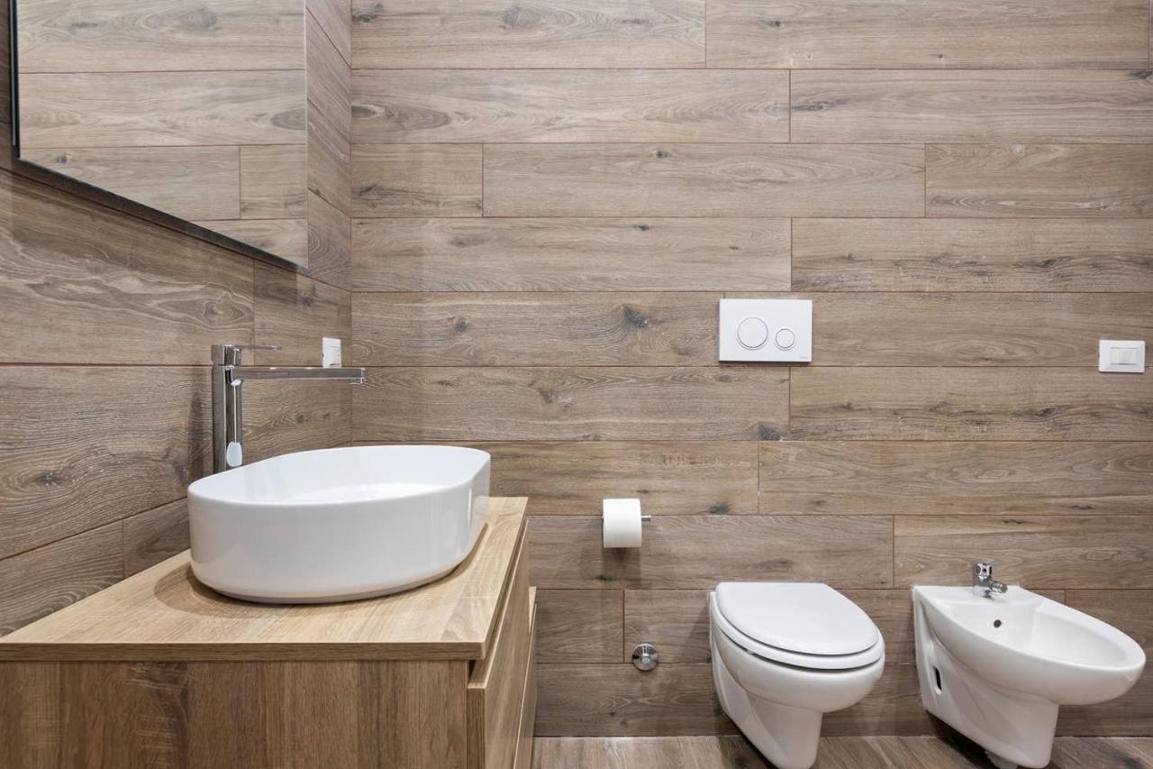 Apartment Modern And New Flat In Duomo Area Milan