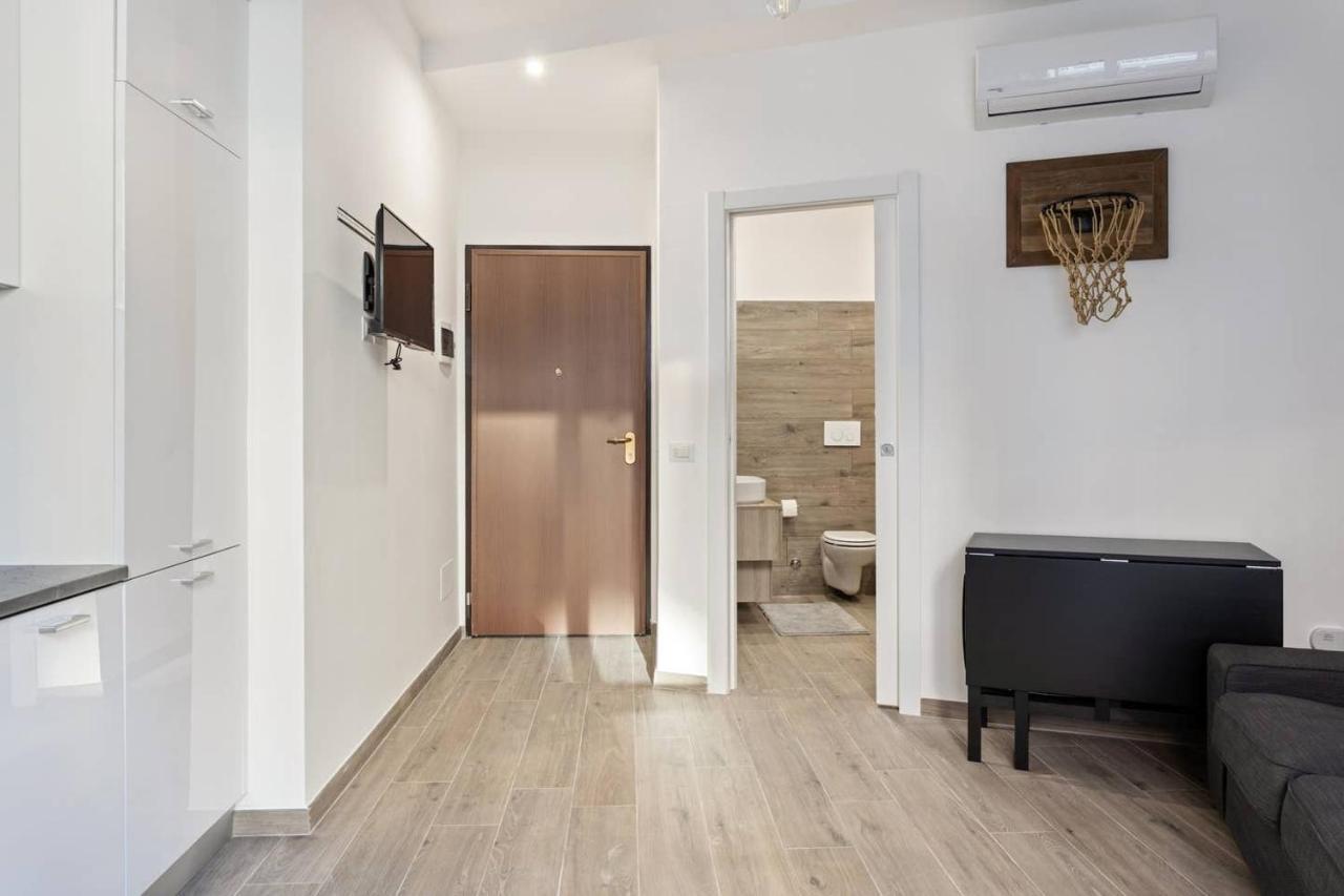 Modern And New Flat In Duomo Area Apartment Milan