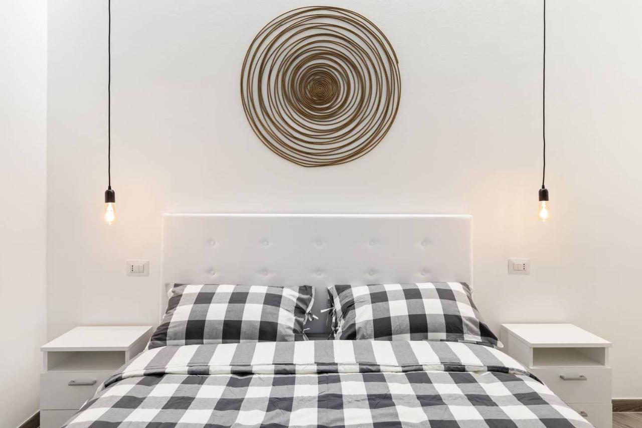 Apartment Modern And New Flat In Duomo Area Milan