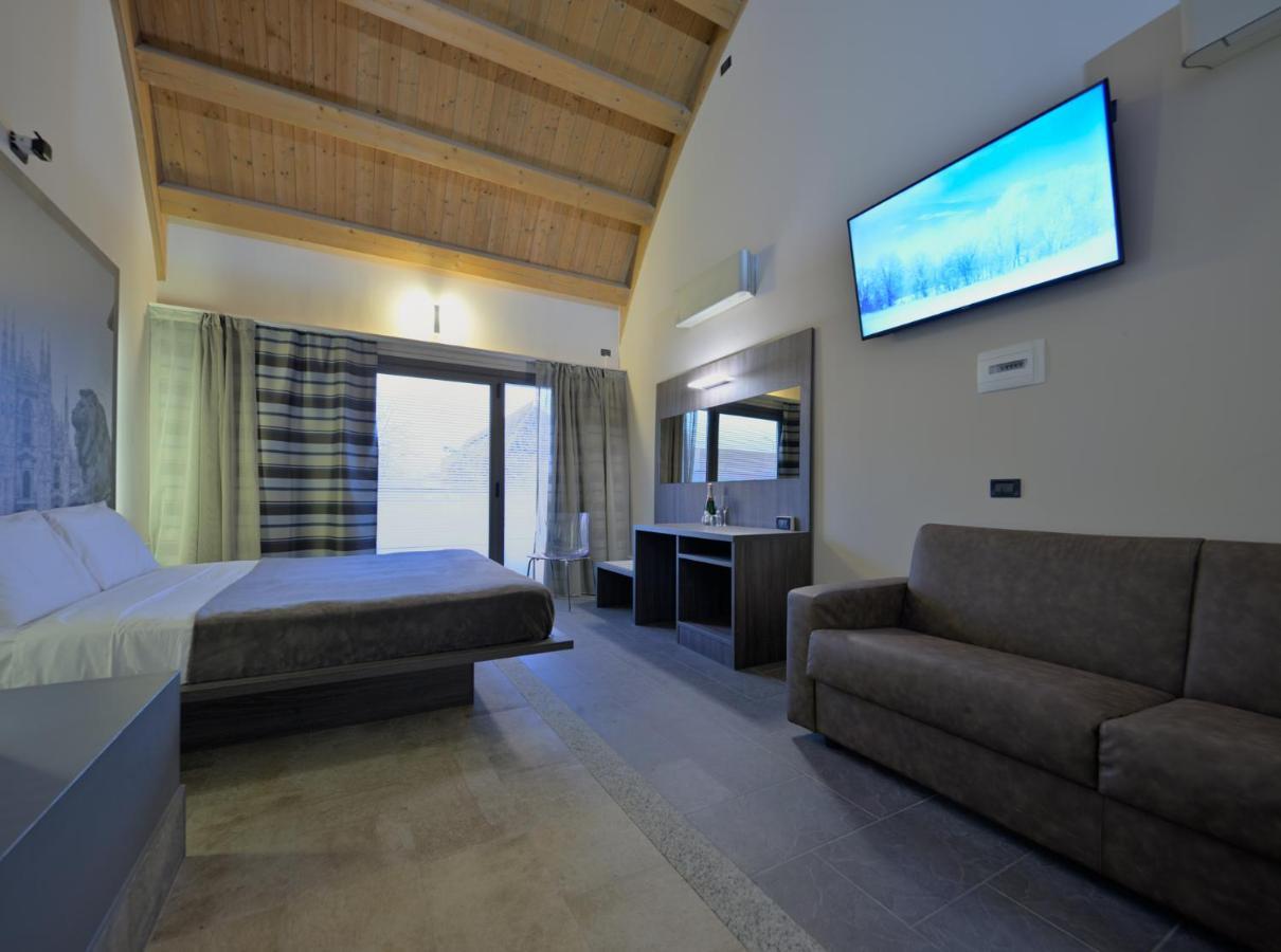 Seven Hotel