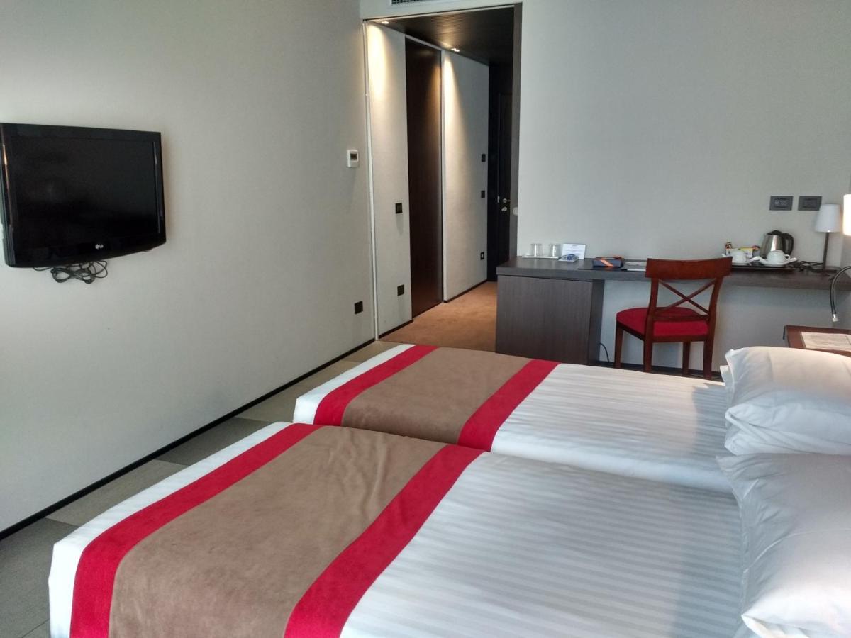 Hotel Ih Ambasciatori