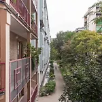 Easylife - Cozy & Comfy Apt In Design District