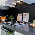 Joivy Vibrant Flat For 4 Near Parks, In Navigli