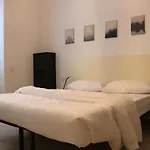 Super Milano Rogoredo Vacation Apartment - 4 People