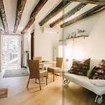 Navigli & Darsena Comfortable Apartment