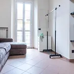 Joivy Elegant 1-Br Flat Next To Milano Centrale