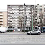Loreto Elegant Flat