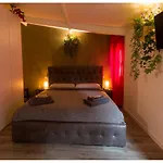 Dea Dreams Apartment Marghera Wifi Metro A 2 Passi