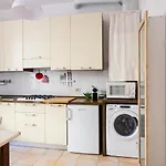 Comfy Apartment In Corso Como