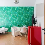 New Apartment In Isola Close To City Center - Cola Montano