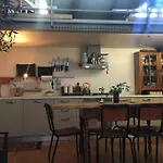Sunny Loft Warehouse Conversion & Spacious Terrace