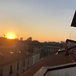 Charming 1-Bed Apartment In Milano