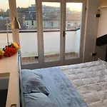 Charming 1-Bed Apartment In Milano
