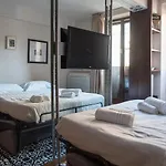 Youhosty - Duomo Studio Apartment