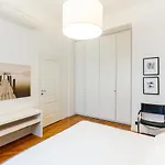 Spacious And Brilliant Apartment In Duomo By Easylife