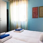 Fara Haus Deluxe - 2 Bedrooms