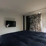 Stylish & Cosy House At Fair