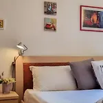 Altido Trendy 1-Bed Flat, Easy Access To Centre