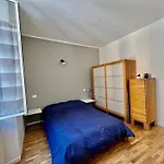 Queen House Milan