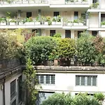 Piazza V Giornate Milano Relax Studio