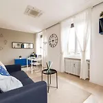 Brand New Apts Milano Lima M1