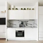Brand New Apts Milano Lima M1
