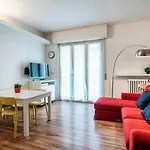Altido Bright City Life Apartment W/2 Balconies