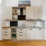 Dergano & Maciachini Cozy Apartment