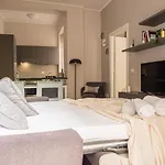 The Best Rent - Apartment With Balcony In Milan Downtown