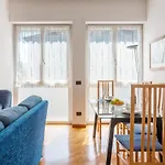 Amazing House In Porta Venezia By Easylife